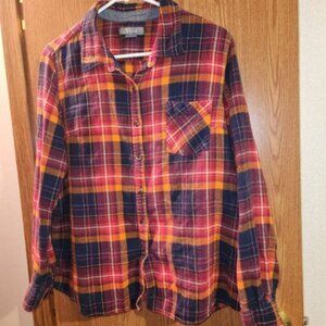 💓3/$10 Natural Reflections XL Plaid Button Up Top